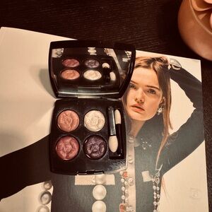 CHANEL Limited Edition Multi effect Eyeshadow Palette - 356 Au Fil Des Fleurs